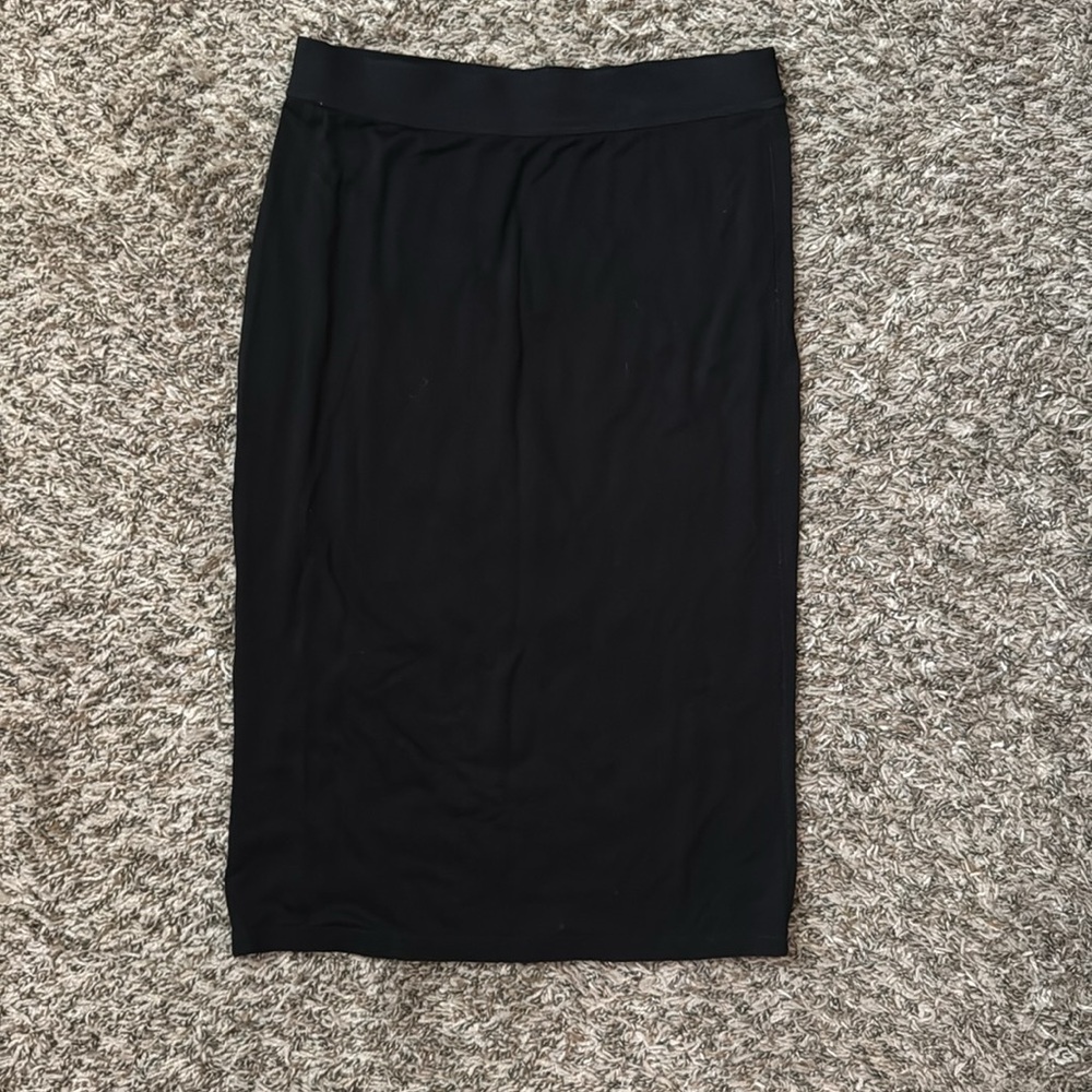 T by Alexander Wang black knee length pencil skirt.